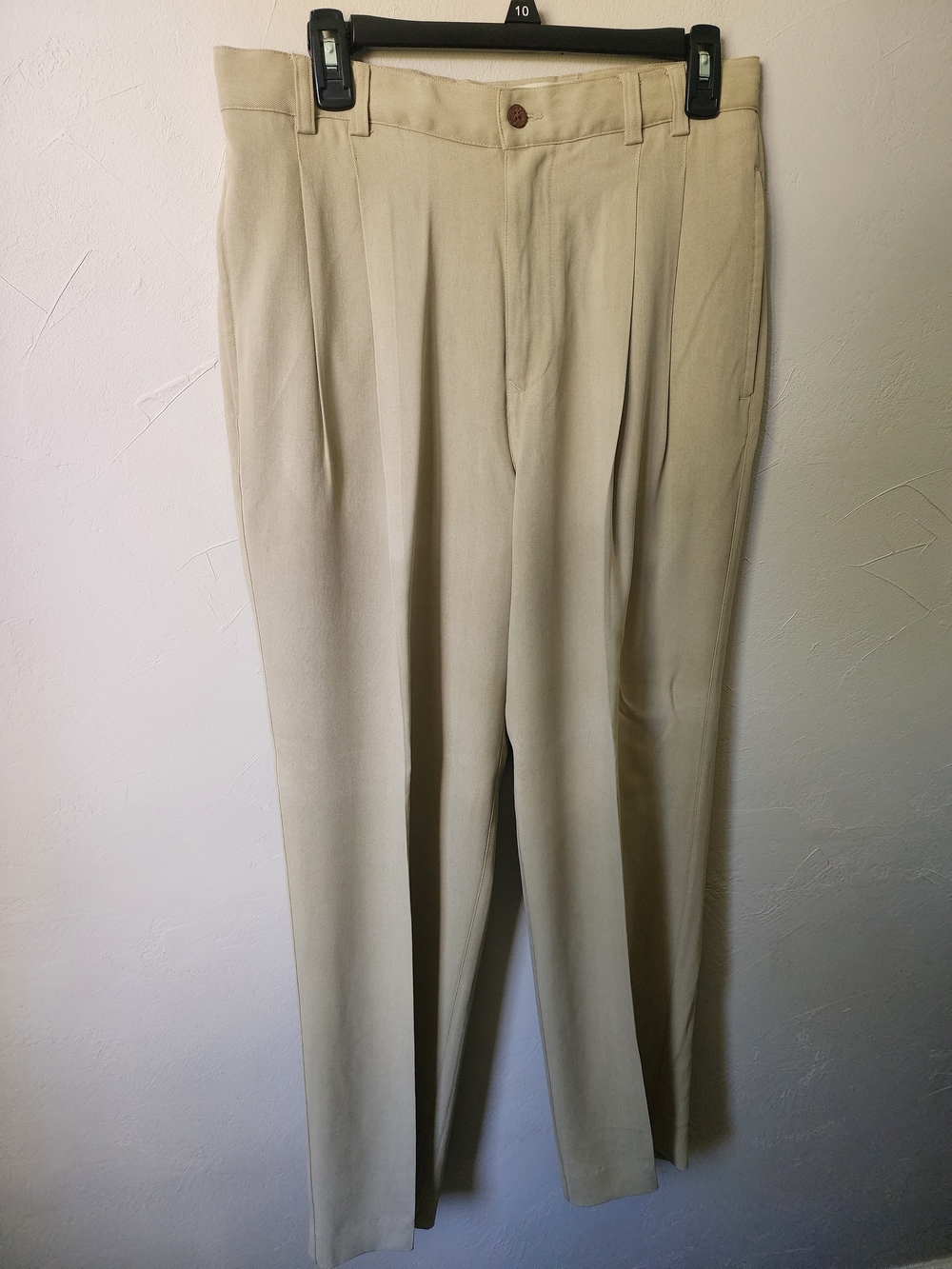 Tommy Bahama Beige Pleated Men’s Dress Pants